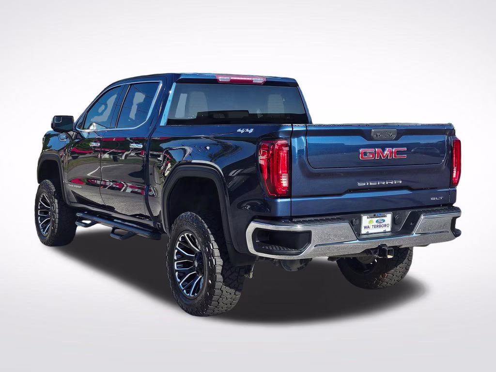 2022 Pacific Blue Metallic GMC Sierra 1500 SLT 4X4 Truck