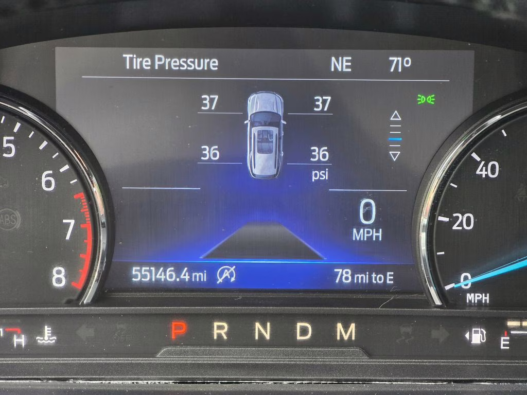 2020 Silver Spruce Metallic Ford Explorer XLT 4X4 SUV