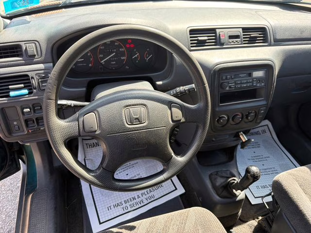 1999 Green Honda CR-V LX 4X4 SUV