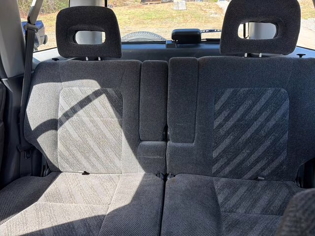 1999 Green Honda CR-V LX 4X4 SUV