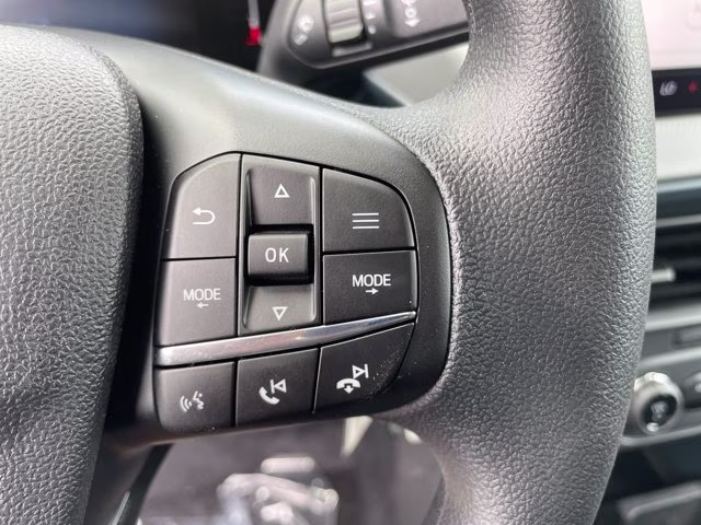 2026 Oxford White Ford Maverick XL FWD Truck