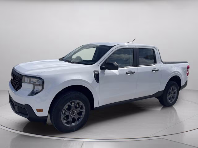 2026 Oxford White Ford Maverick XLT FWD Truck