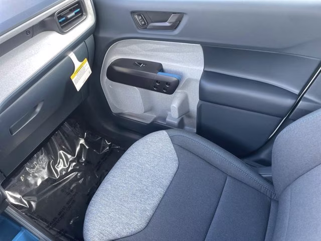 2026 Oxford White Ford Maverick XLT FWD Truck