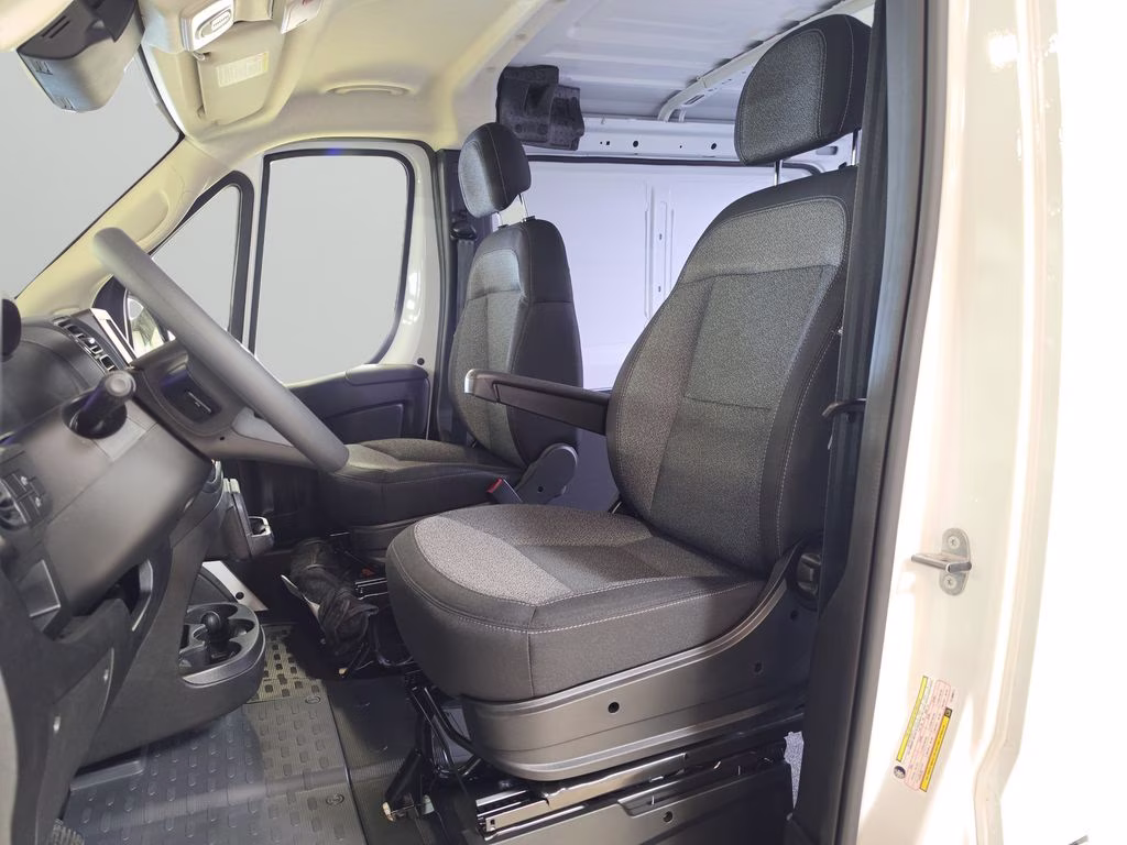 2026 Bright White Clearcoat Ram ProMaster 1500 Low Roof FWD Van