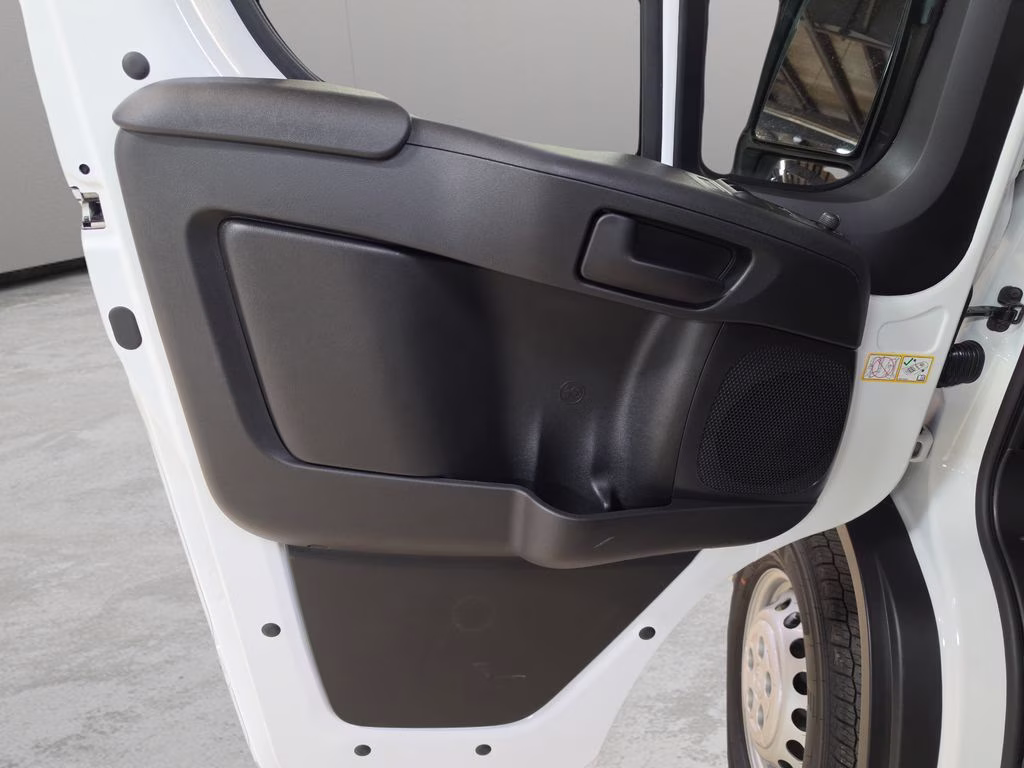 2026 Bright White Clearcoat Ram ProMaster 1500 Low Roof FWD Van