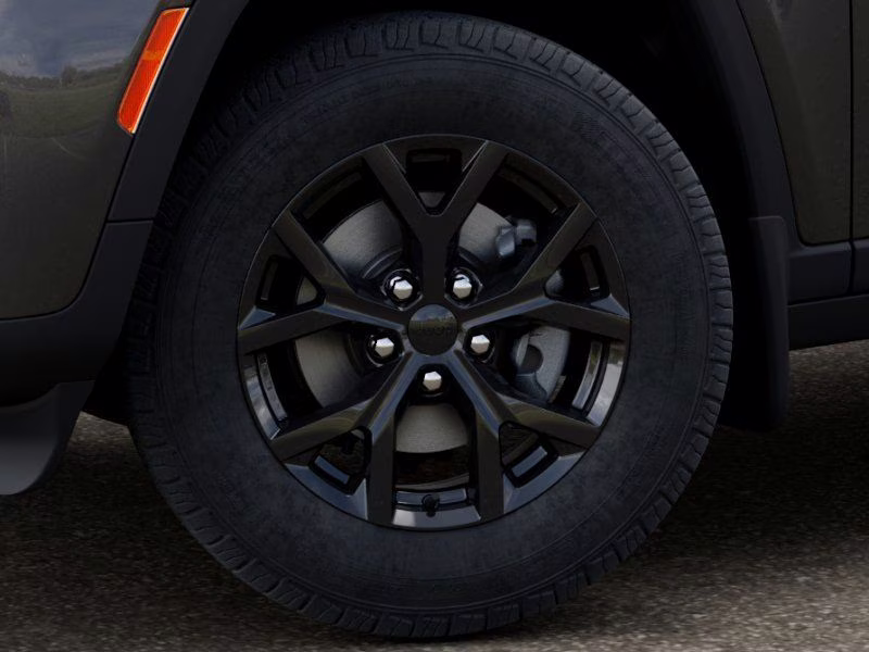 2026 Baltic Gray Metallic Clearcoat Jeep Grand Cherokee Laredo Altitude 4X4 SUV