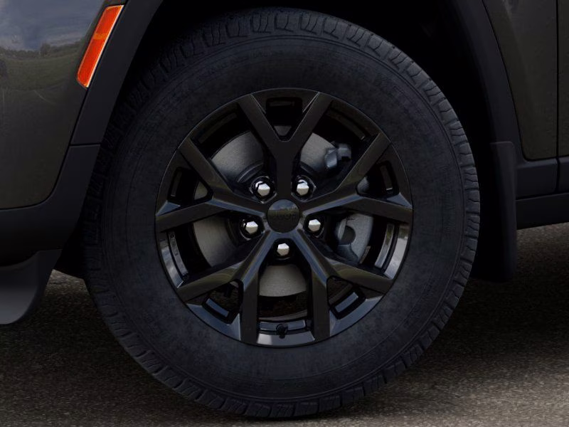 2026 Baltic Gray Metallic Clearcoat Jeep Grand Cherokee Laredo Altitude 4X4 SUV