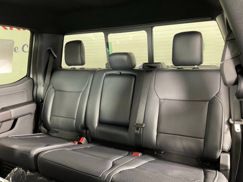2026 Avalanche Ford F-150 Lariat 4X4 Truck