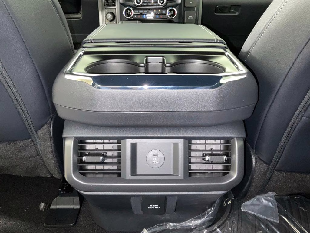 2026 Avalanche Ford F-150 Lariat 4X4 Truck