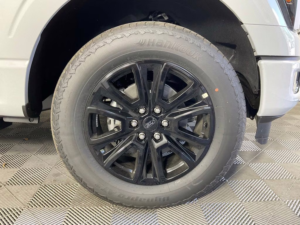 2026 Avalanche Ford F-150 Platinum 4X4 Truck