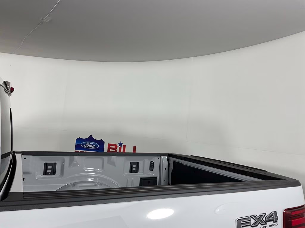 2026 Avalanche Ford F-150 Platinum 4X4 Truck