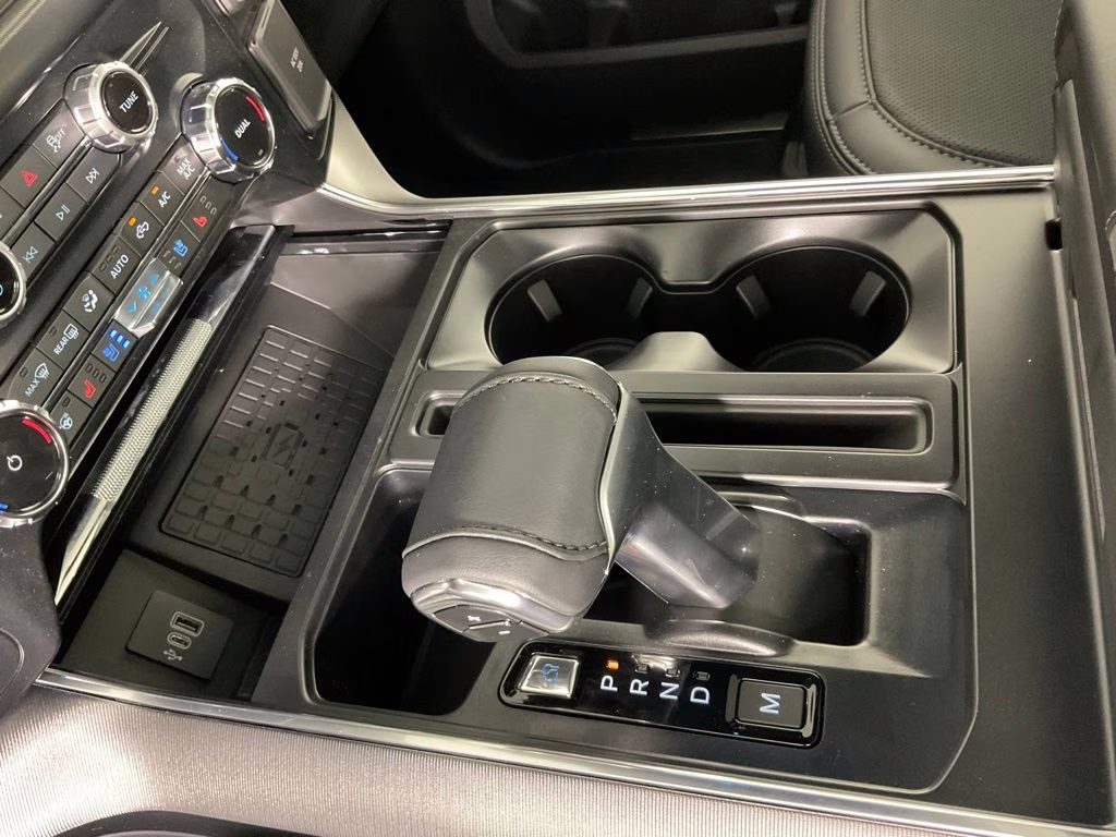 2026 Avalanche Ford F-150 Platinum 4X4 Truck