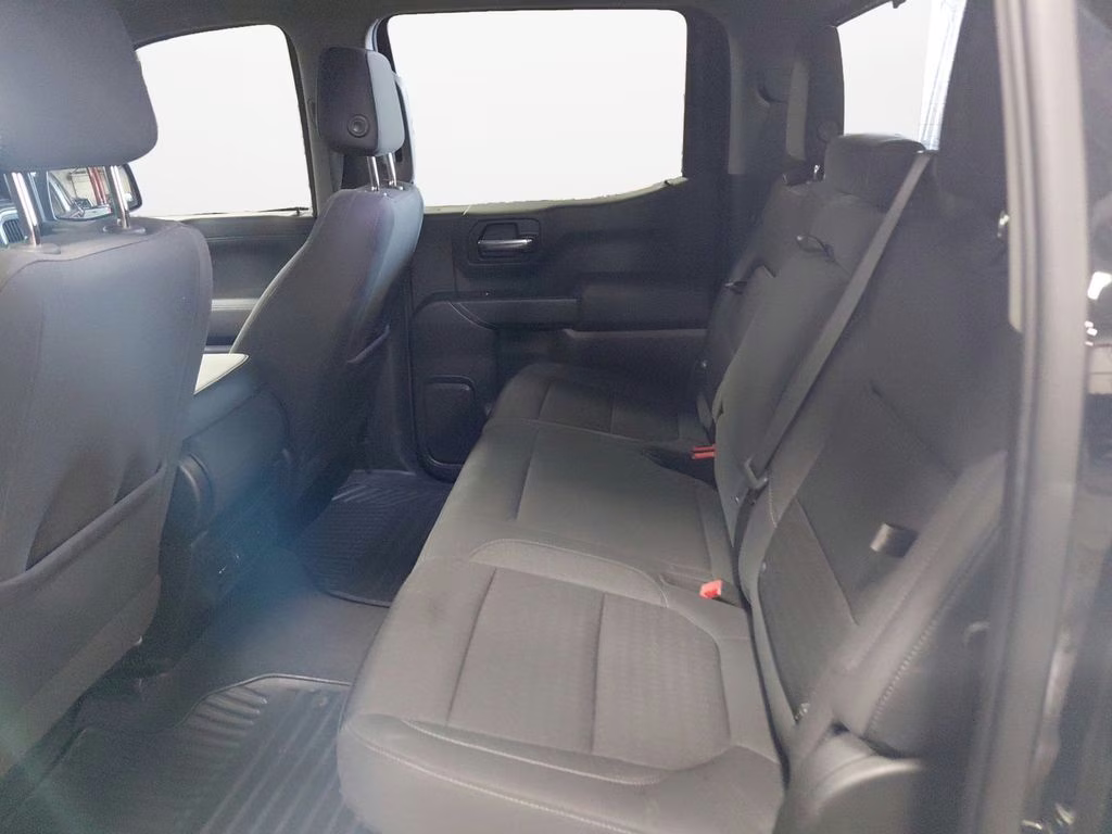 2020 Black Chevrolet Silverado 1500 LT w/Trailer Camera & Convenience 2 Pkgs 4X4 Truck