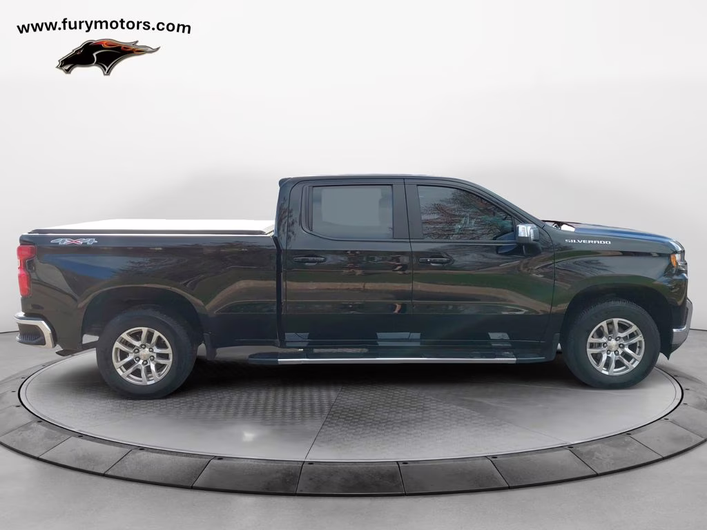 2020 Black Chevrolet Silverado 1500 LT w/Trailer Camera & Convenience 2 Pkgs 4X4 Truck
