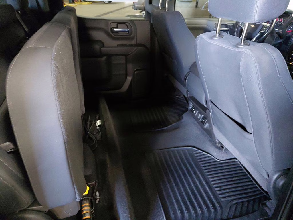 2020 Black Chevrolet Silverado 1500 LT w/Trailer Camera & Convenience 2 Pkgs 4X4 Truck
