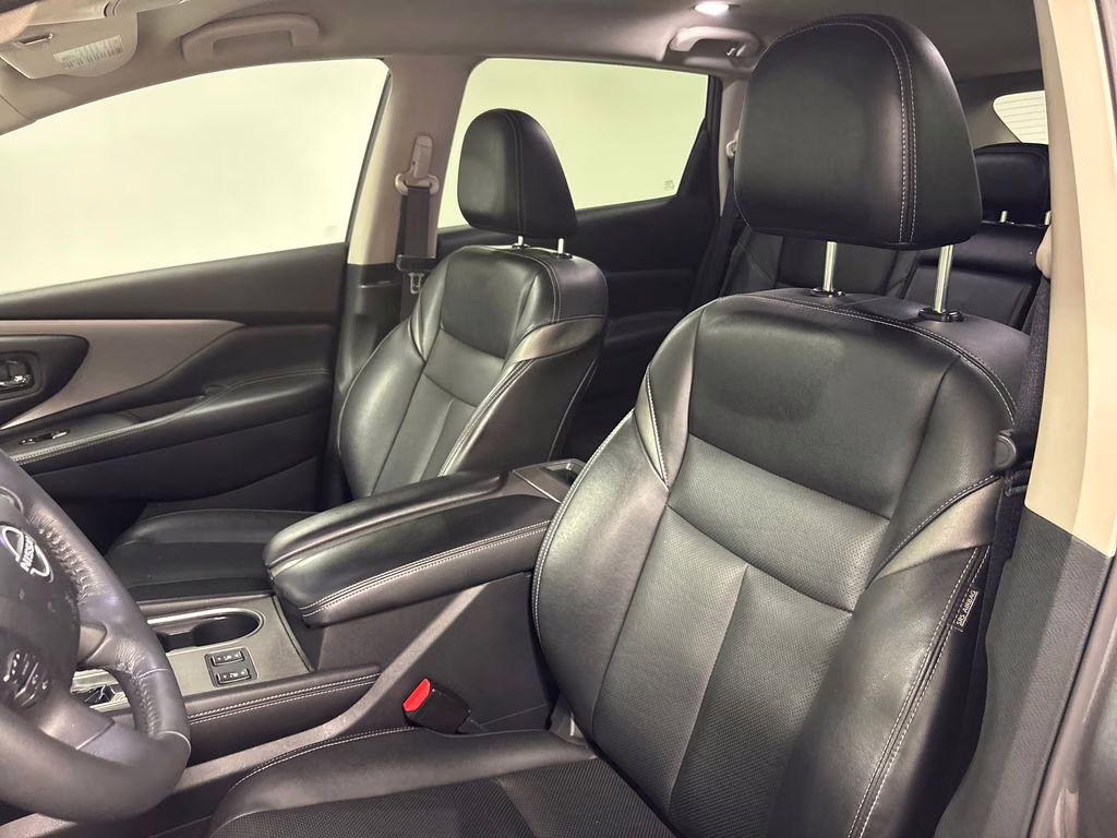 2023 Gun Metallic Nissan Murano SL FWD SUV