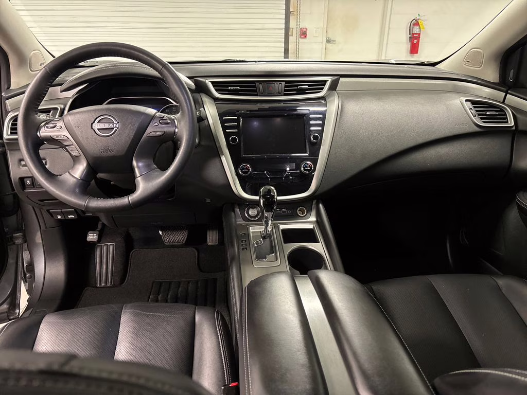 2023 Gun Metallic Nissan Murano SL FWD SUV