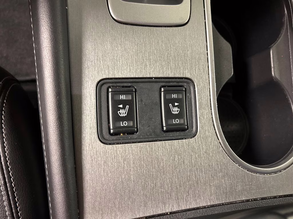 2023 Gun Metallic Nissan Murano SL FWD SUV