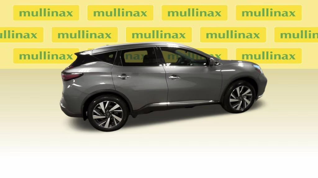 2023 Gun Metallic Nissan Murano SL FWD SUV