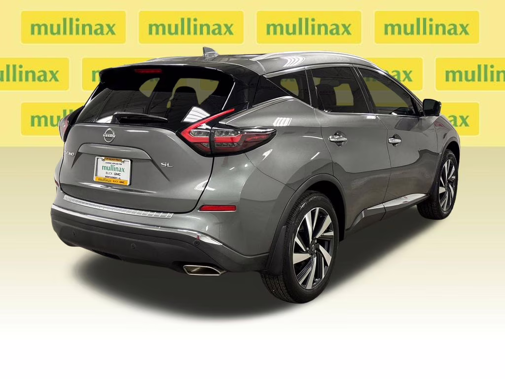 2023 Gun Metallic Nissan Murano SL FWD SUV
