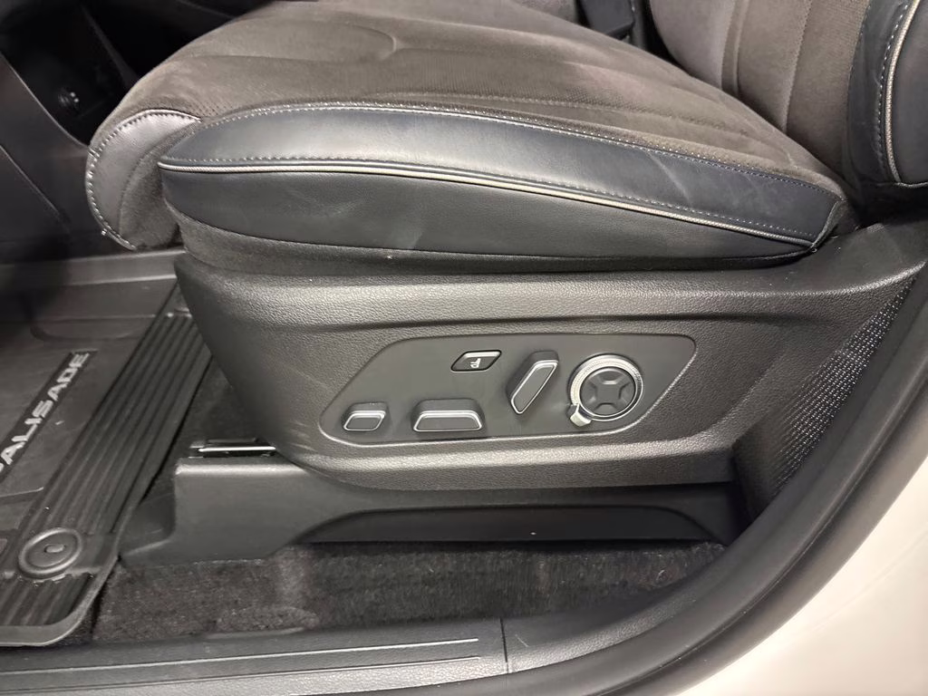 2025 Hyper White Hyundai Palisade Calligraphy Night Edition AWD SUV