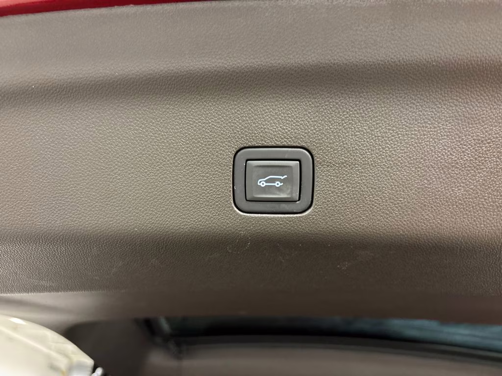 2024 Volcanic Red Tintcoat GMC Yukon Denali 4X4 SUV