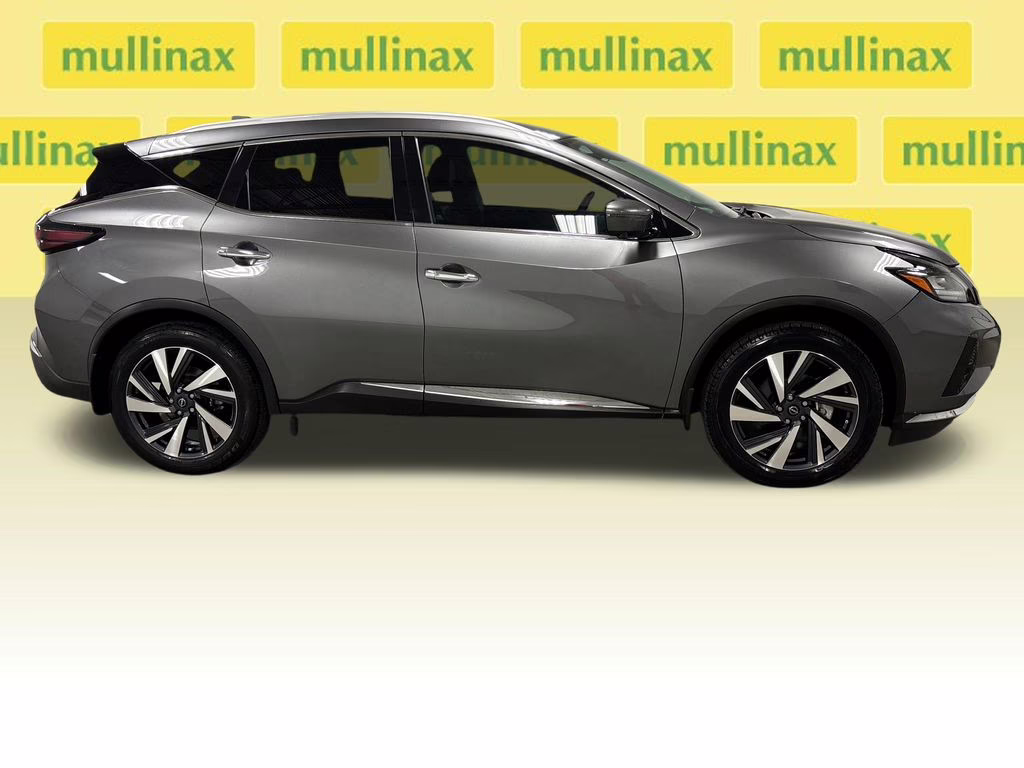 2023 Gun Metallic Nissan Murano SL FWD SUV