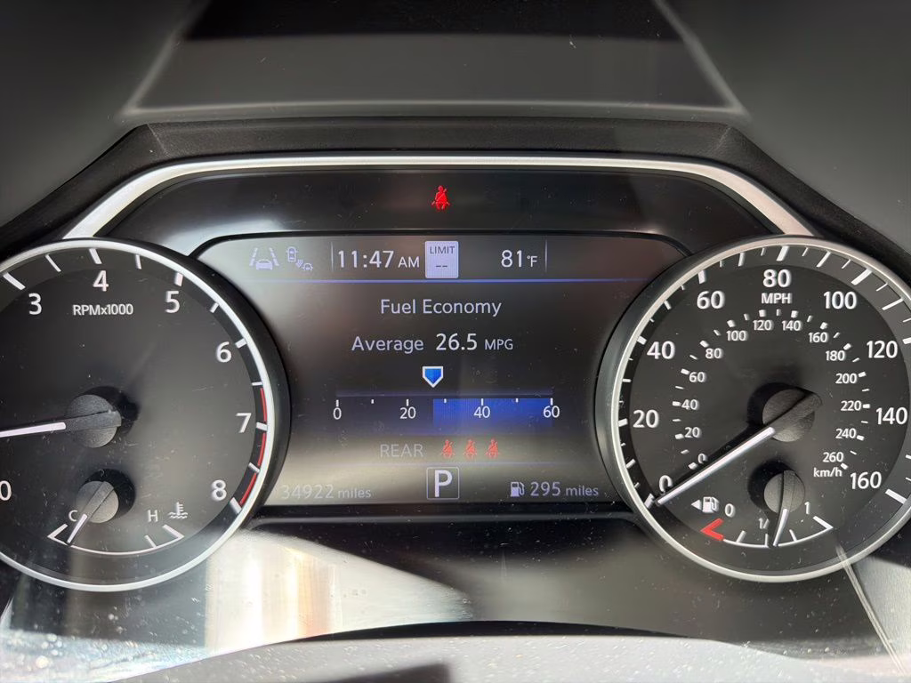 2023 Gun Metallic Nissan Murano SL FWD SUV