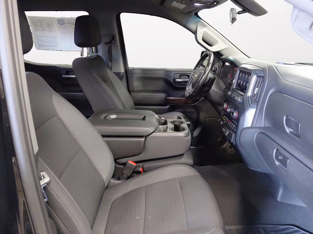 2020 Black Chevrolet Silverado 1500 LT w/Trailer Camera & Convenience 2 Pkgs 4X4 Truck
