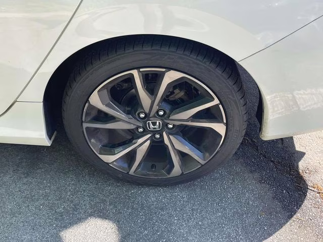 2019 Platinum White Pearl Honda Civic Sport FWD Sedan