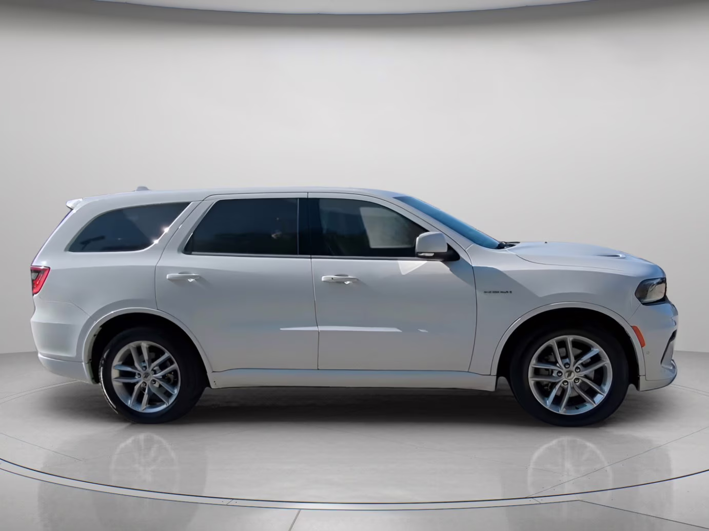 2022 White Knuckle Clearcoat Dodge Durango R/T RWD SUV