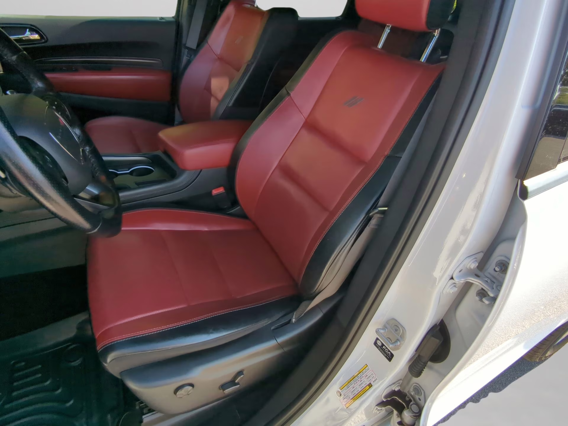 2022 White Knuckle Clearcoat Dodge Durango R/T RWD SUV