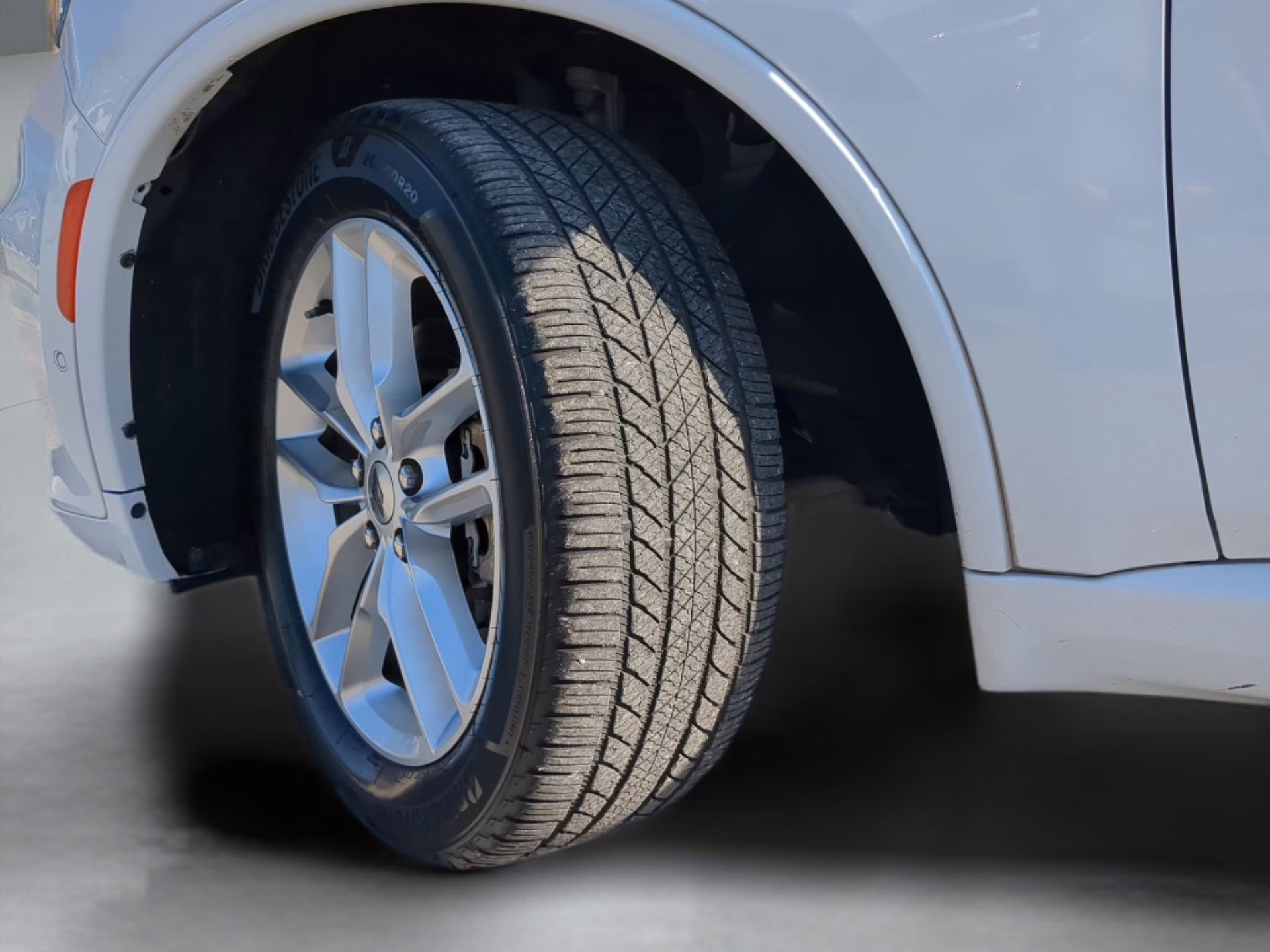 2022 White Knuckle Clearcoat Dodge Durango R/T RWD SUV