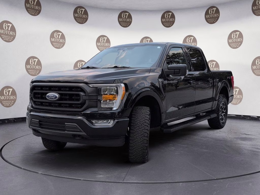 2023 Black Metallic Ford F-150 XLT 4X4 Truck