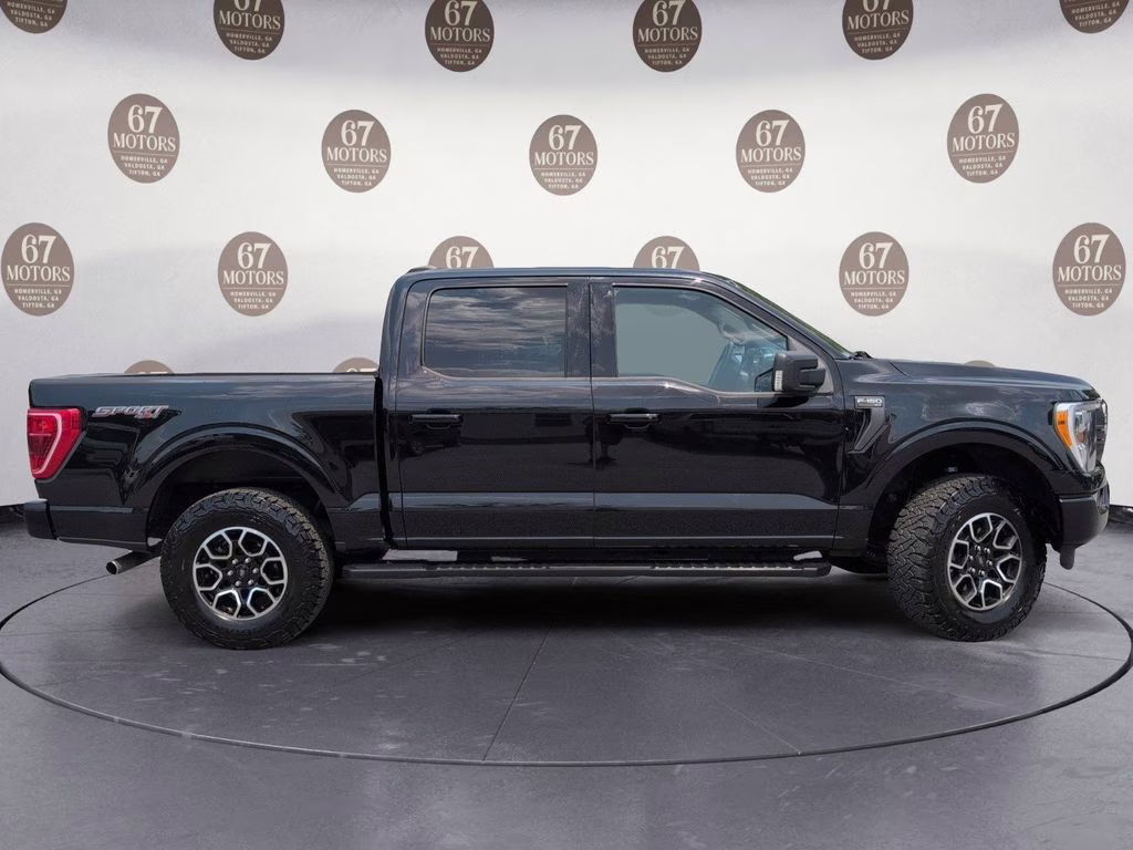 2023 Black Metallic Ford F-150 XLT 4X4 Truck