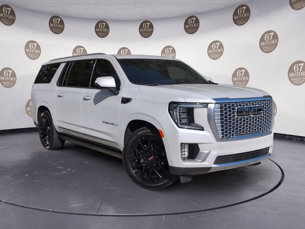 2024 White Frost Tricoat GMC Yukon XL Denali 4X4 SUV