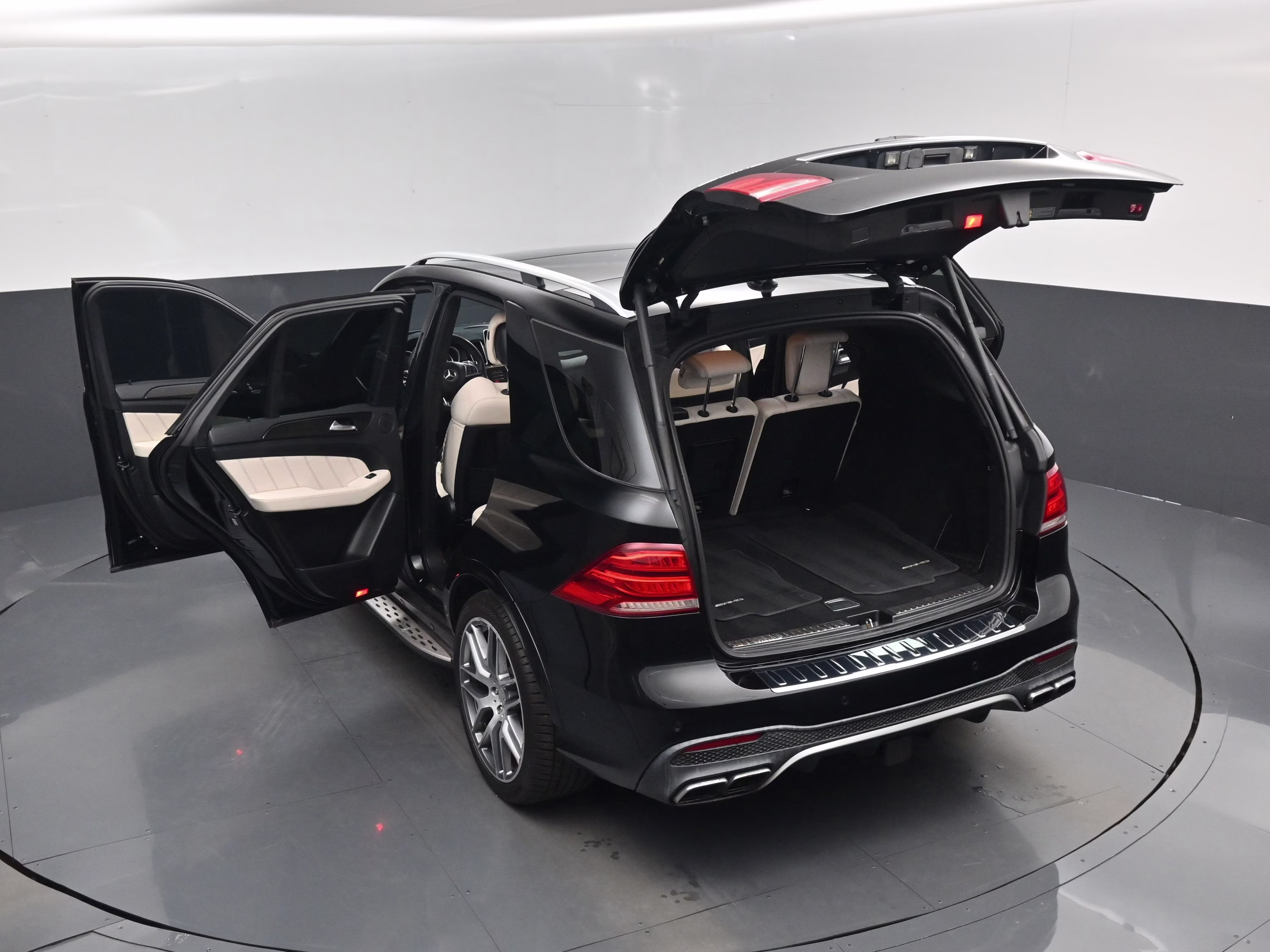 2016 Black Mercedes-Benz GLE GLE 63 AMG AWD SUV
