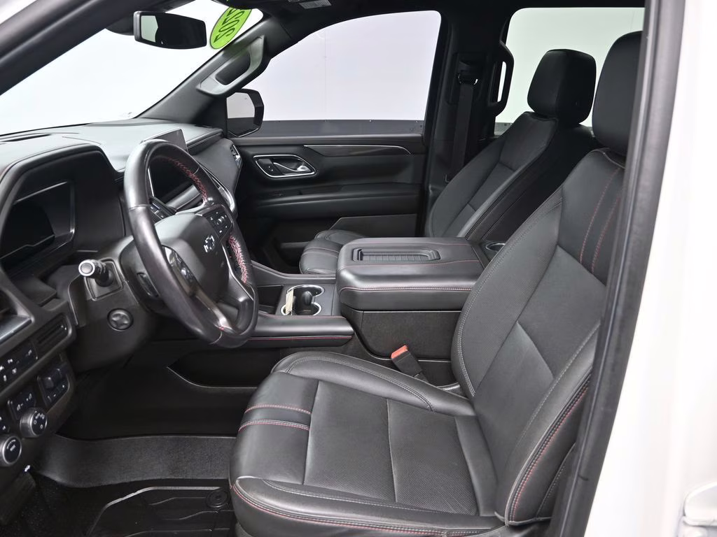 2022 Iridescent Pearl Tricoat Chevrolet Suburban RST 4X4 SUV