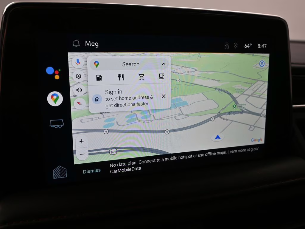 2022 Iridescent Pearl Tricoat Chevrolet Suburban RST 4X4 SUV