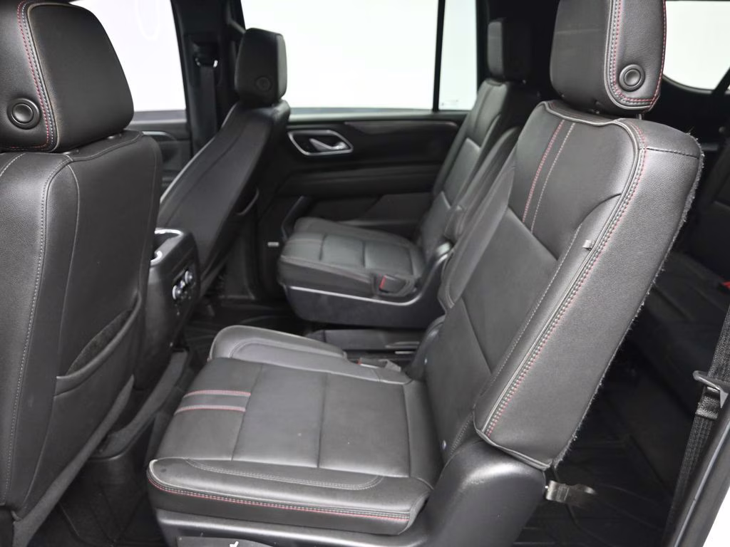 2022 Iridescent Pearl Tricoat Chevrolet Suburban RST 4X4 SUV