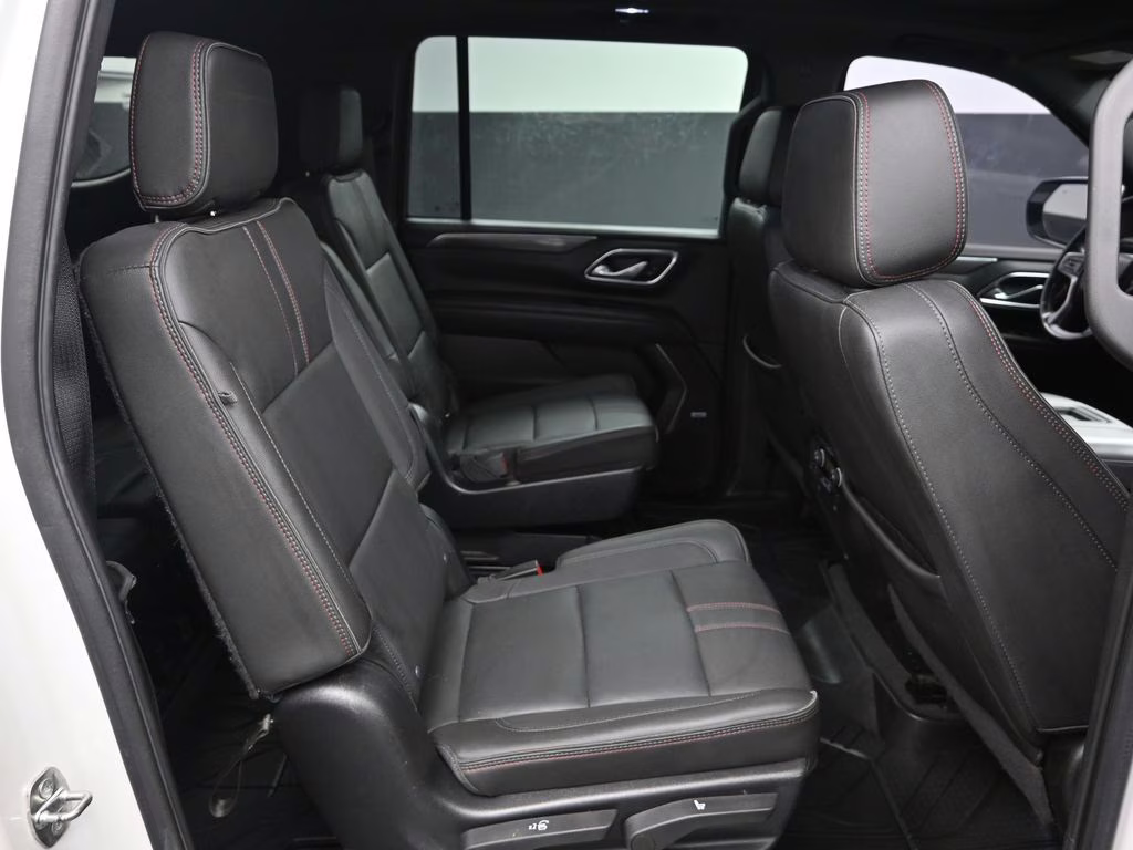 2022 Iridescent Pearl Tricoat Chevrolet Suburban RST 4X4 SUV