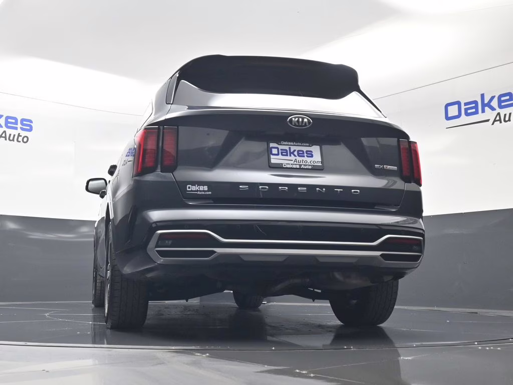 2021 Gravity Gray Kia Sorento EX FWD SUV
