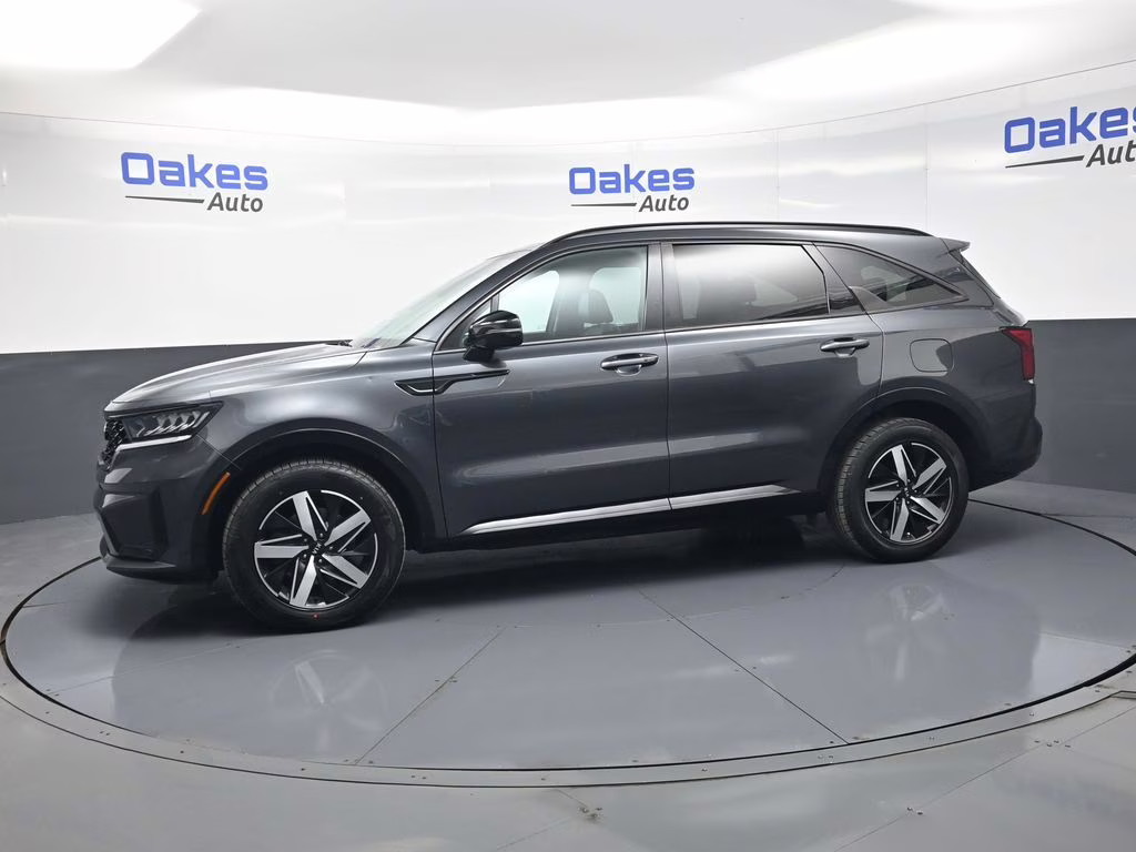 2021 Gravity Gray Kia Sorento EX FWD SUV
