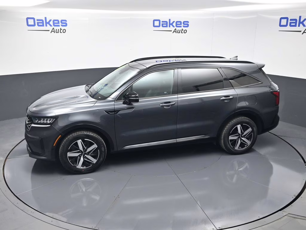 2021 Gravity Gray Kia Sorento EX FWD SUV