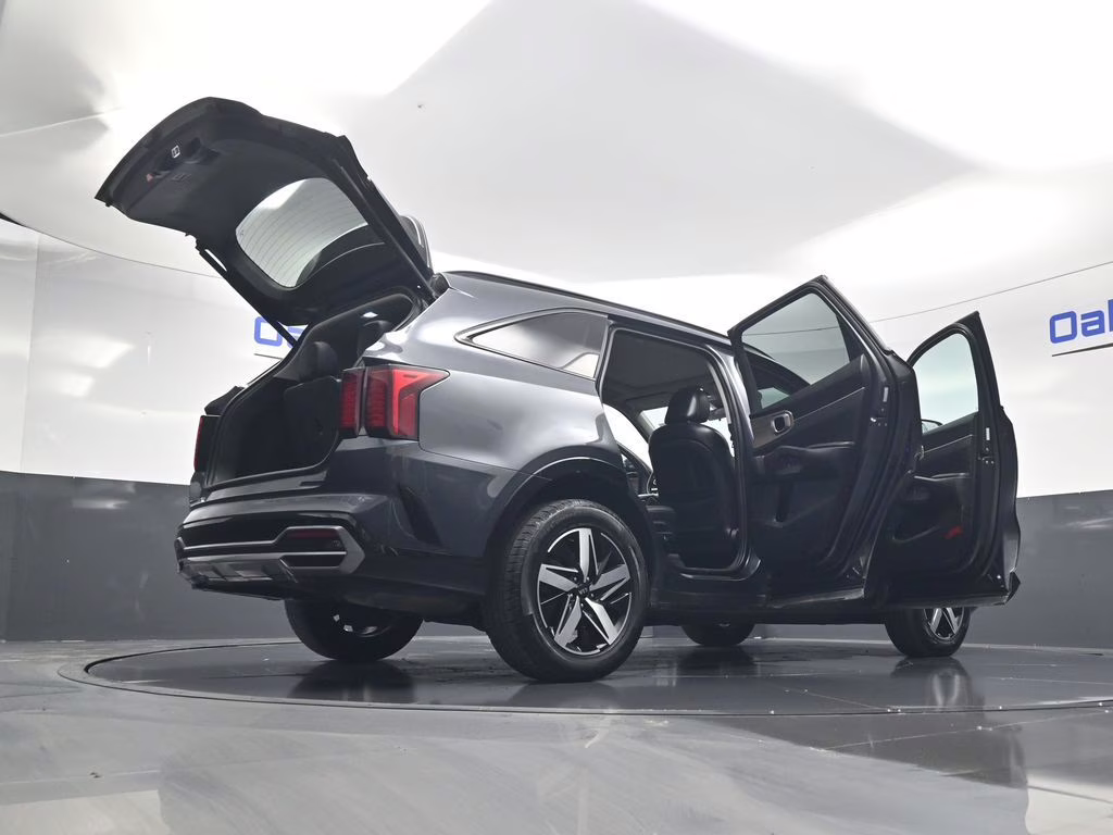 2021 Gravity Gray Kia Sorento EX FWD SUV