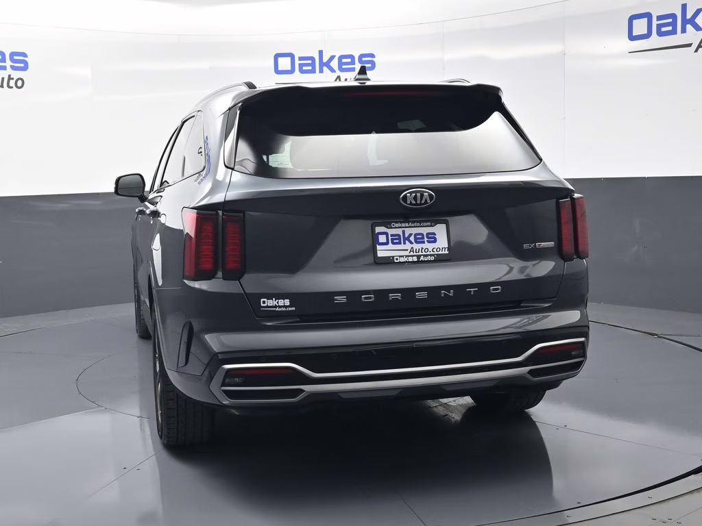 2021 Gravity Gray Kia Sorento EX FWD SUV