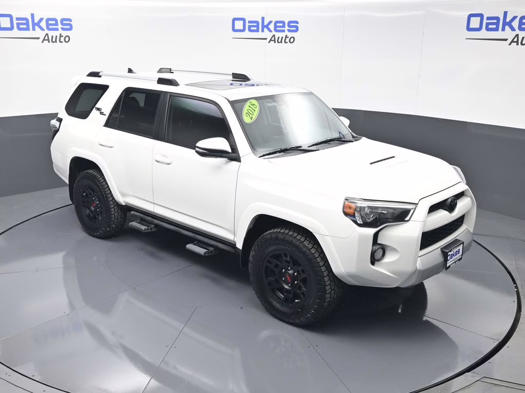 2018 Super White Toyota 4Runner TRD Off-Road Premium 4X4 SUV