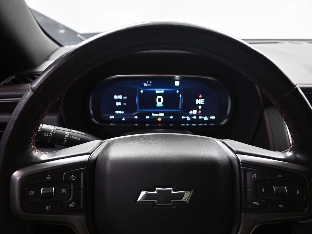 2022 Iridescent Pearl Tricoat Chevrolet Suburban RST 4X4 SUV
