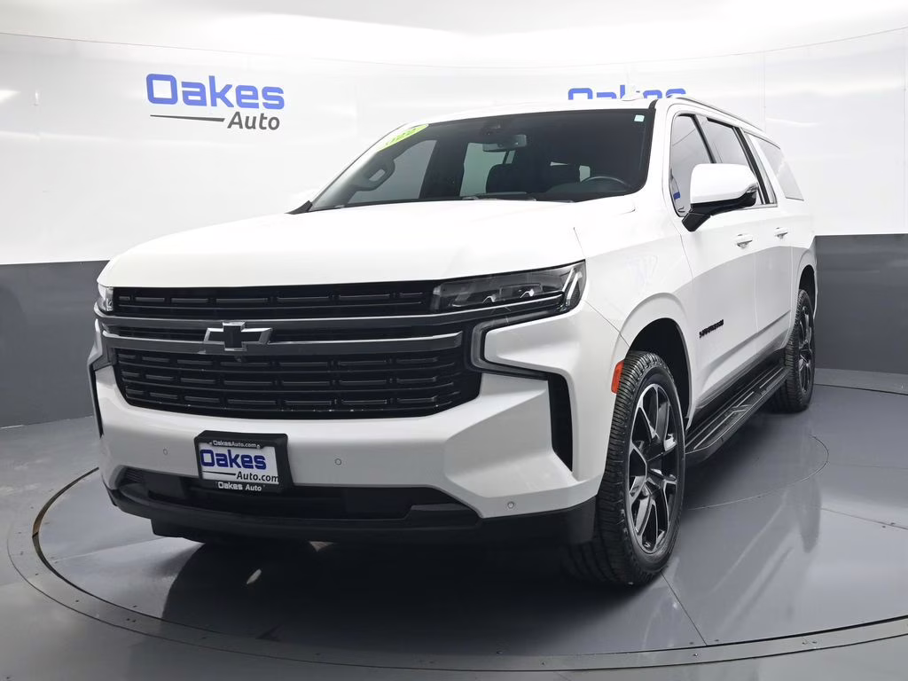 2022 Iridescent Pearl Tricoat Chevrolet Suburban RST 4X4 SUV