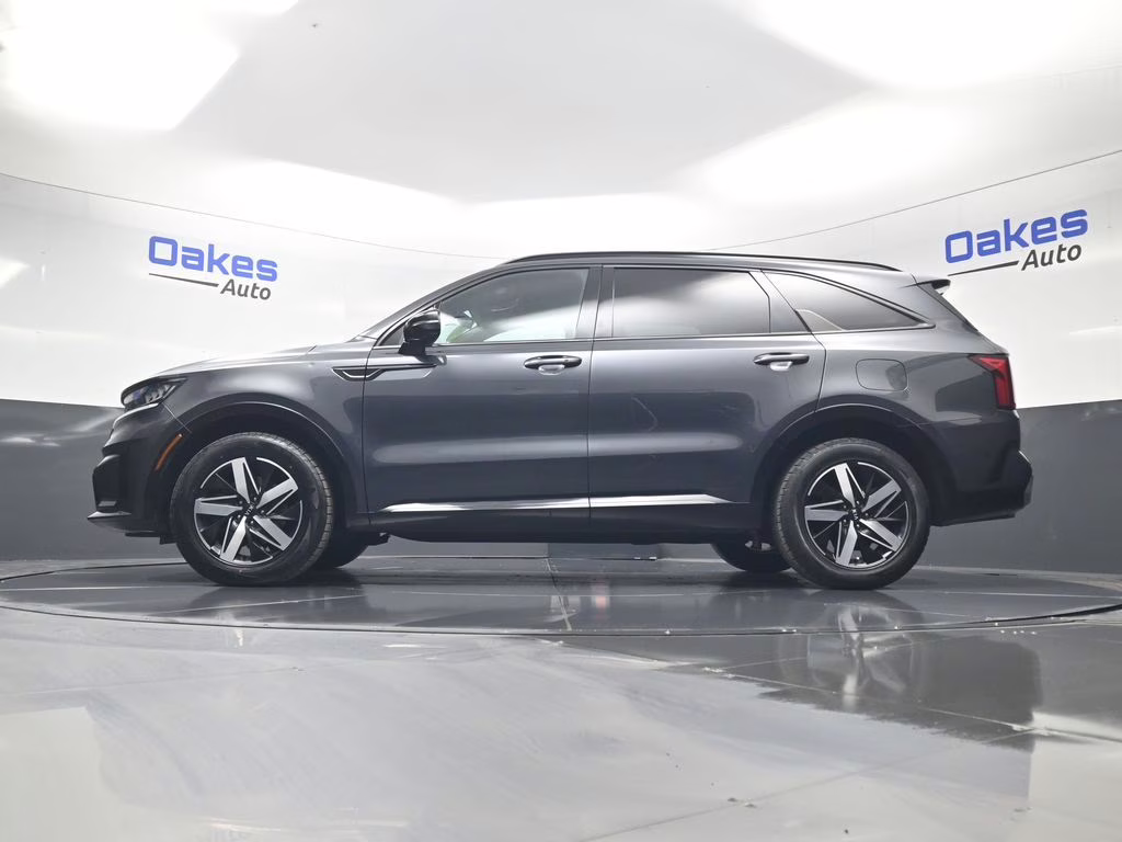2021 Gravity Gray Kia Sorento EX FWD SUV